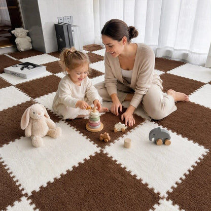 Tapis mousse puzzle pour que bébé prends du plaisr avec maman